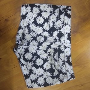 Daisy shorts